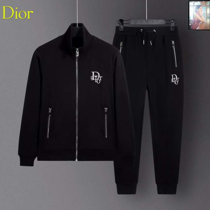 Picture of Dior Sweater Suits _SKUDiorM-3XL12yn13138378